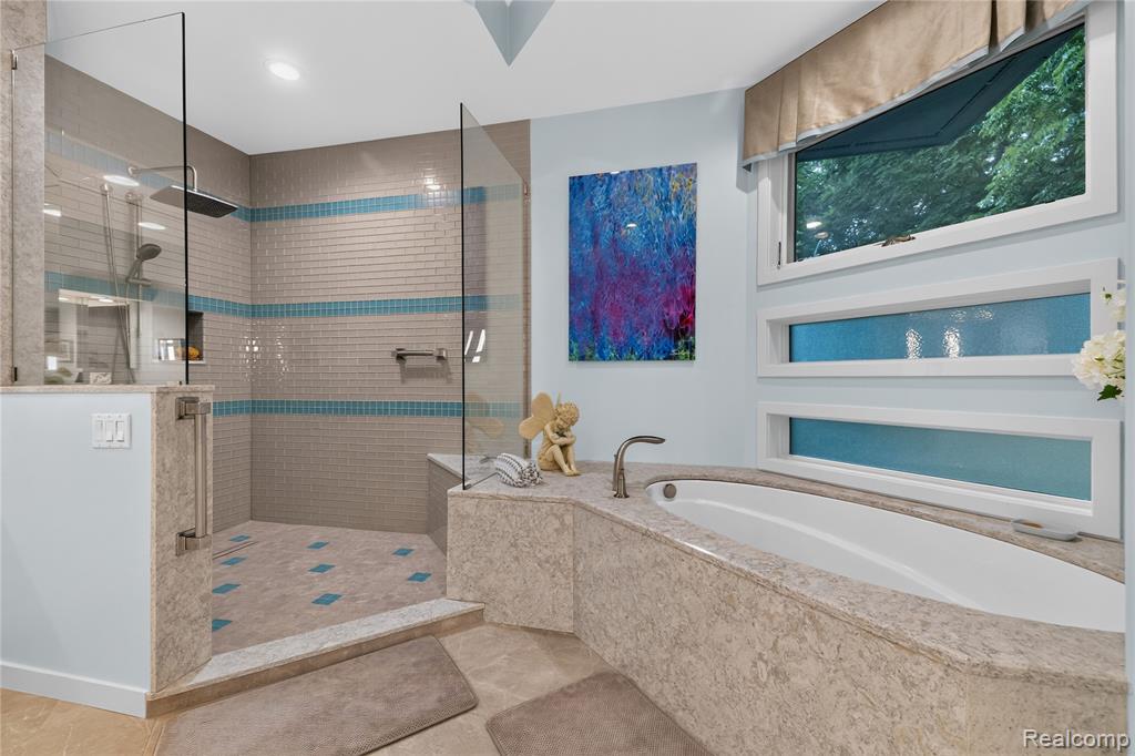 1661 Pinewood Property Photo 46