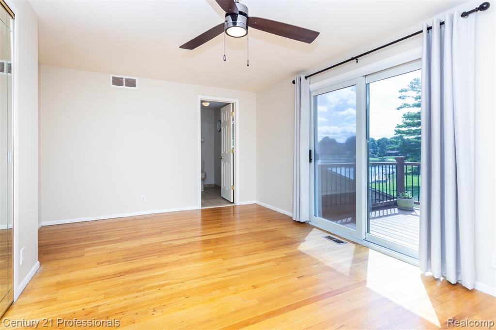 6361 Emerald Lake Drive Property Photo 19