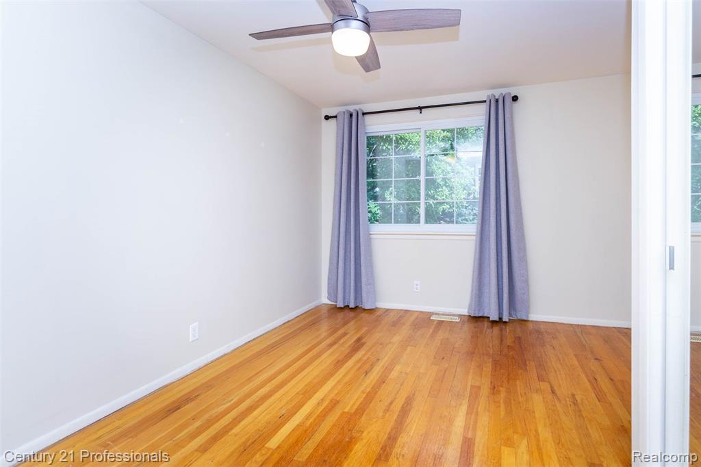 6361 Emerald Lake Drive Property Photo 22