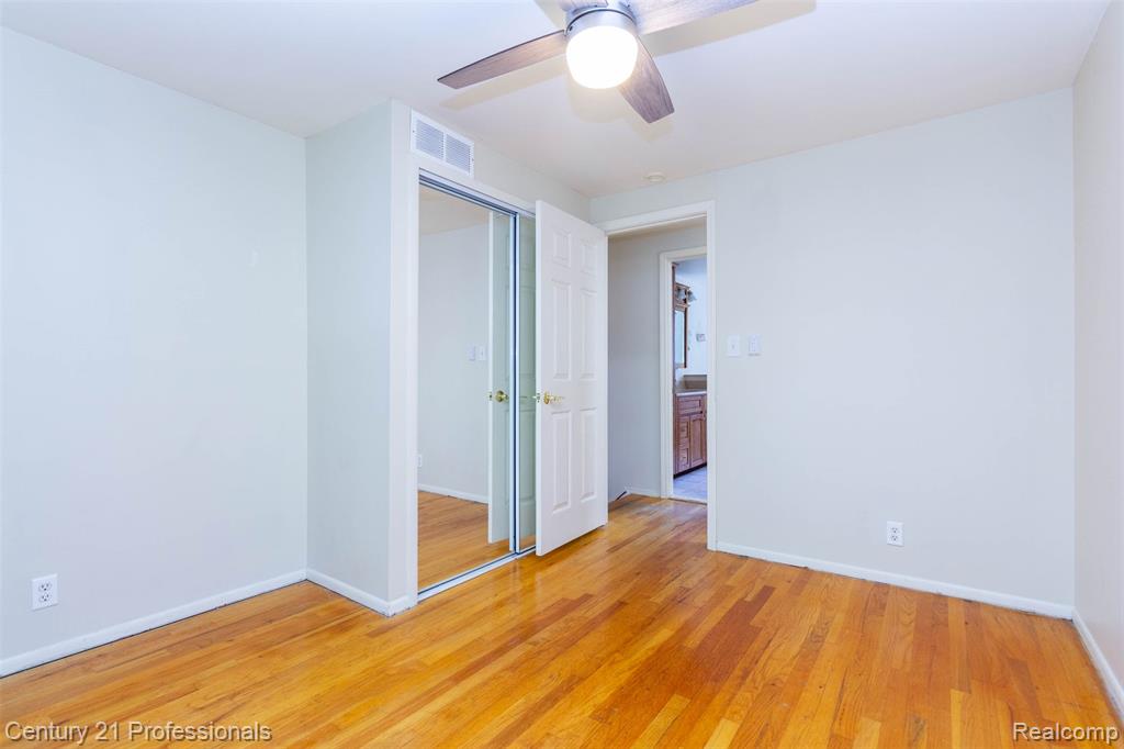 6361 Emerald Lake Drive Property Photo 23