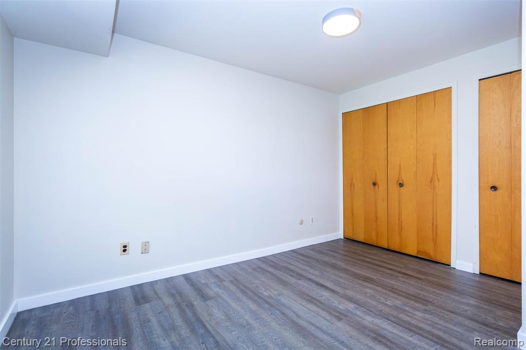 6361 Emerald Lake Drive Property Photo 27