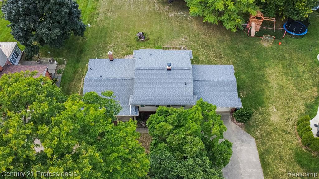 6361 Emerald Lake Drive Property Photo 42