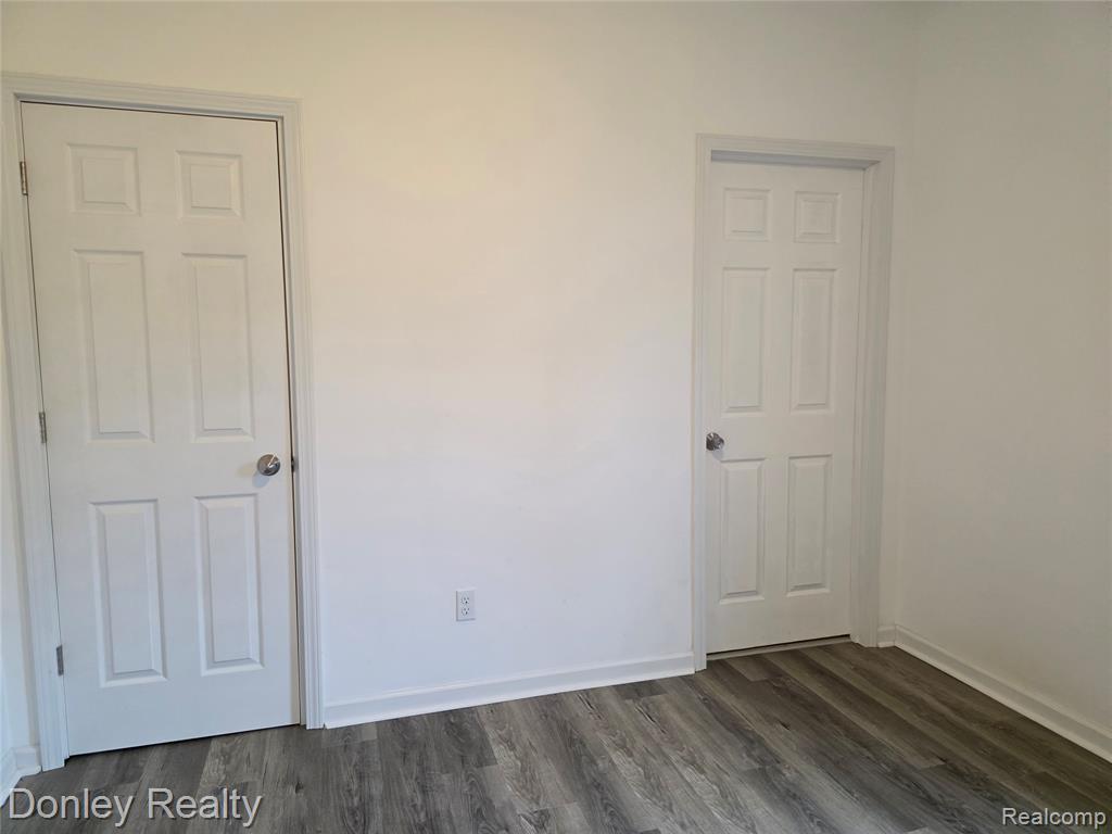 6405 3rd Street Property Photo 9