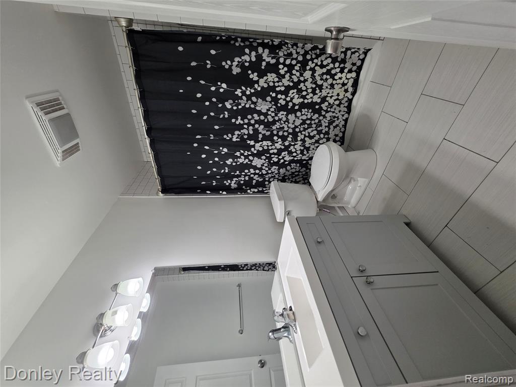 6405 3rd Street Property Photo 12