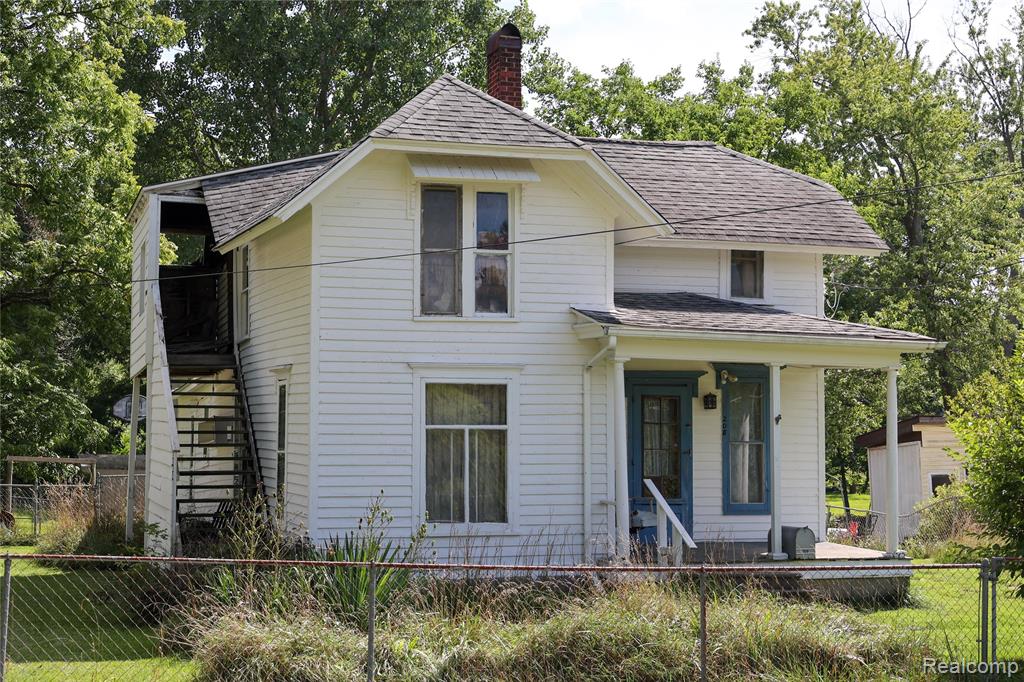 208 Baird Street