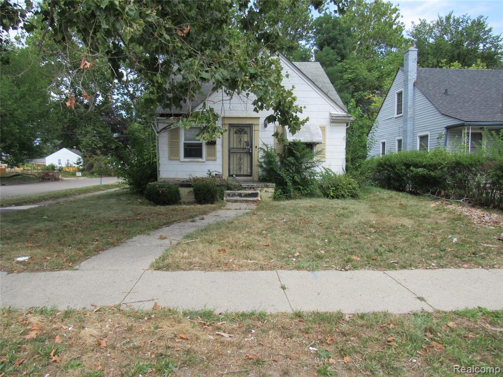 15858 Curtis Street Property Photo 1