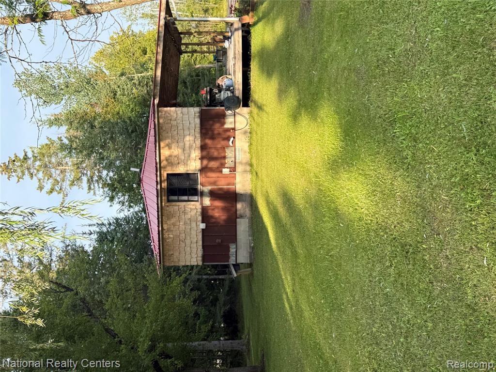 8018 Mielke Road