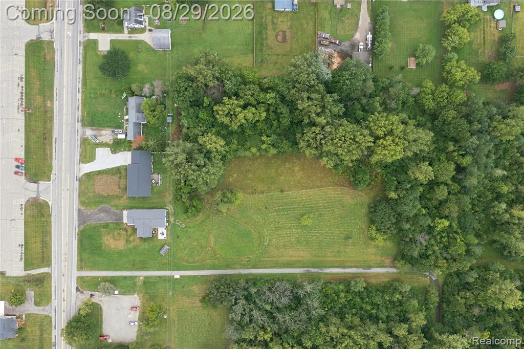 3956 Keewahdin Road Property Photo 4