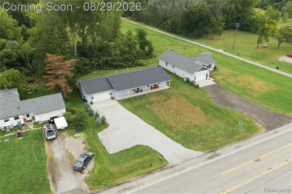 3956 Keewahdin Road Property Photo 7