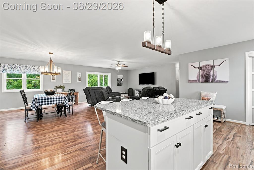3956 Keewahdin Road Property Photo 24
