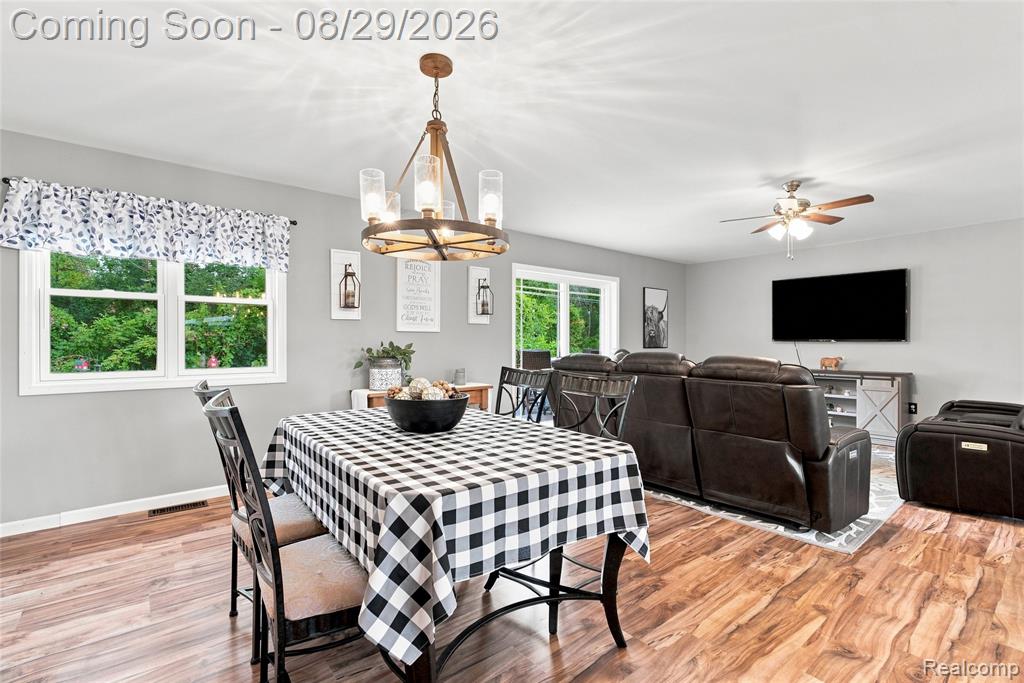3956 Keewahdin Road Property Photo 25