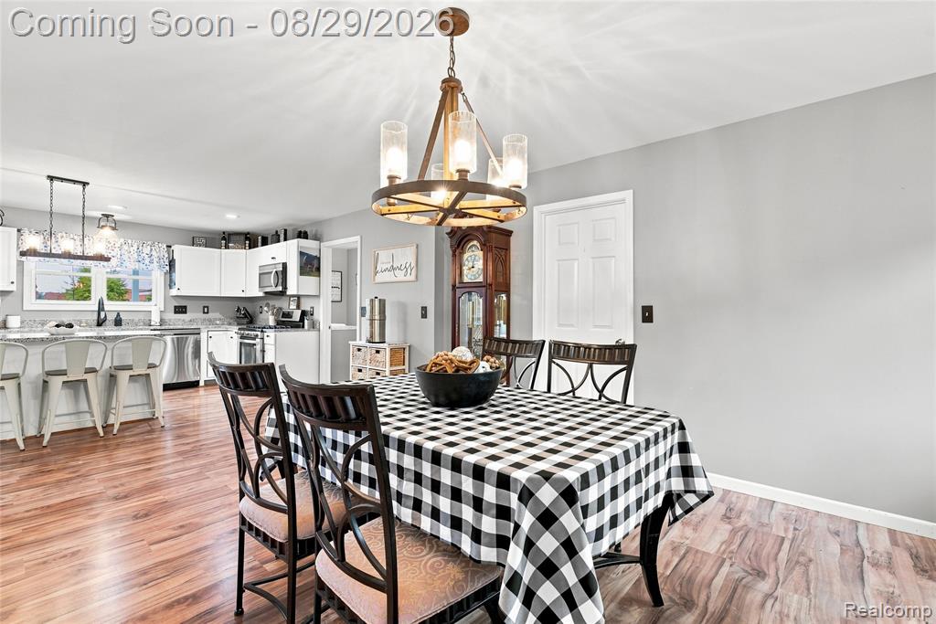 3956 Keewahdin Road Property Photo 26