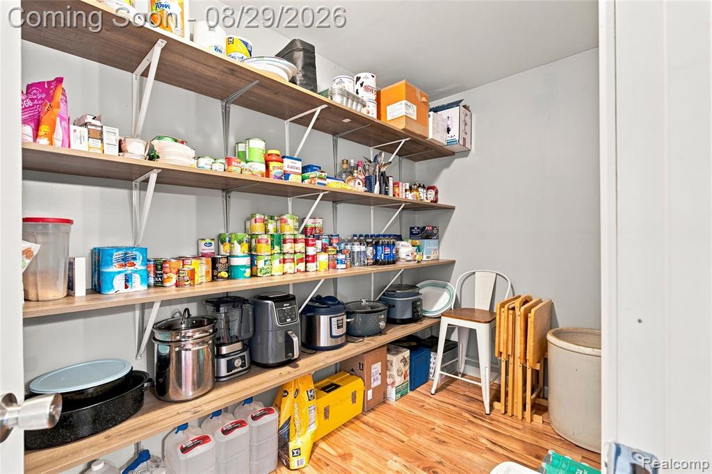 3956 Keewahdin Road Property Photo 27