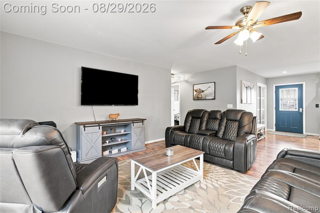 3956 Keewahdin Road Property Photo 28