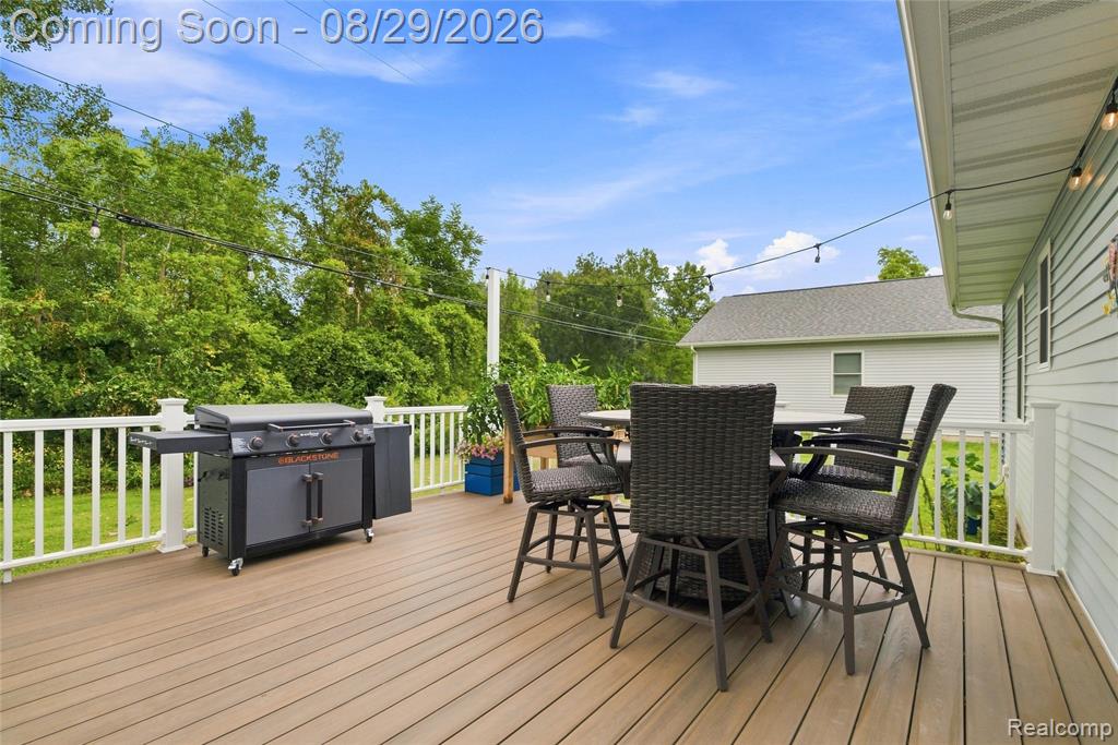 3956 Keewahdin Road Property Photo 47