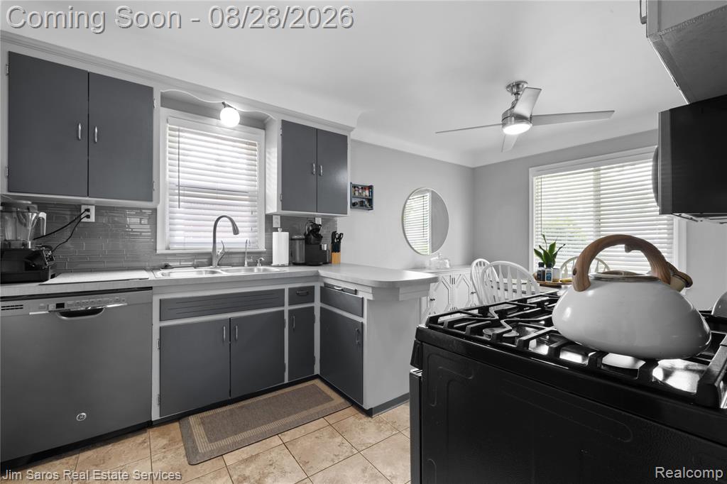 20216 Anita Street Property Photo 5