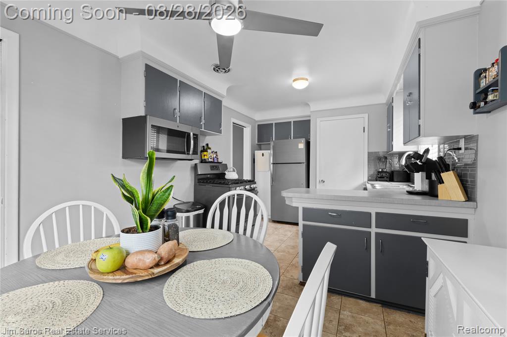 20216 Anita Street Property Photo 6