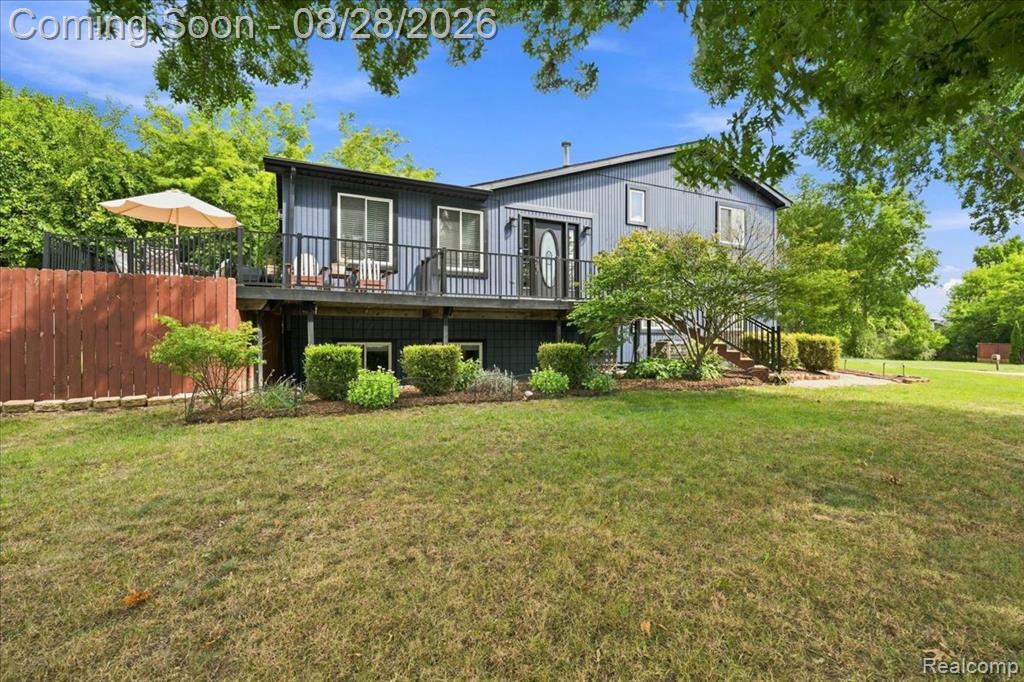 2048 Grace Avenue Property Photo 1