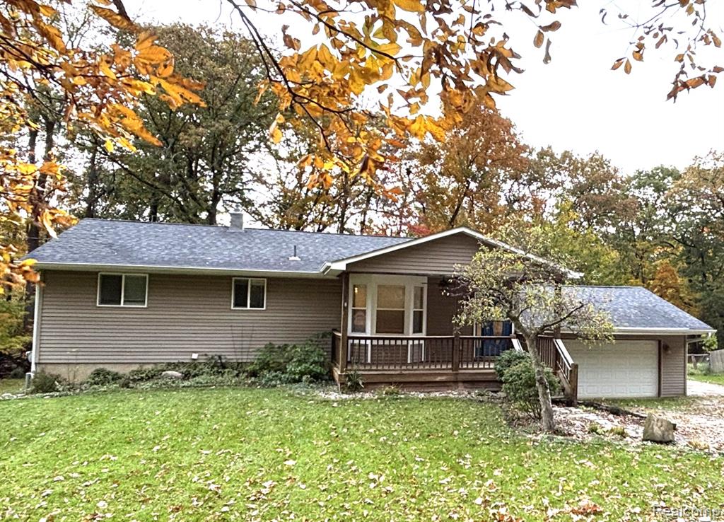 12389 White Lake Road Property Photo 1