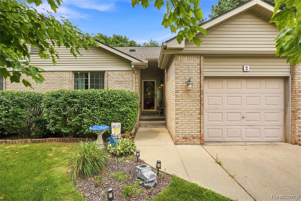 22240 Quail Run Circle Property Photo 1