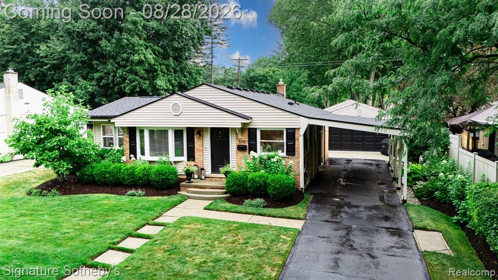 875 Allen Drive Property Photo 1