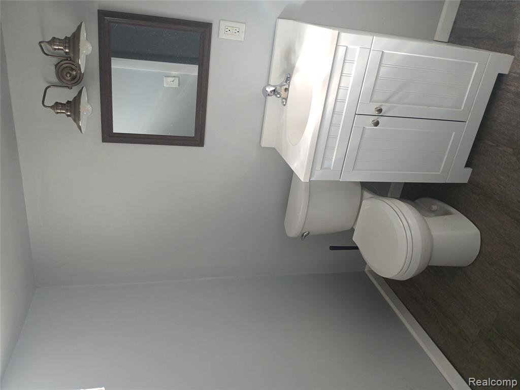 15070 Drake Street Property Photo 26