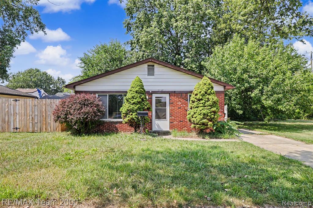 5846 Westlake Street Property Photo 1