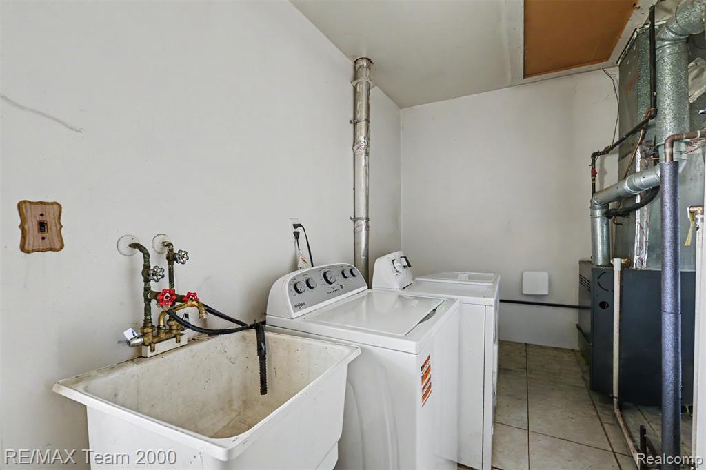 5846 Westlake Street Property Photo 15