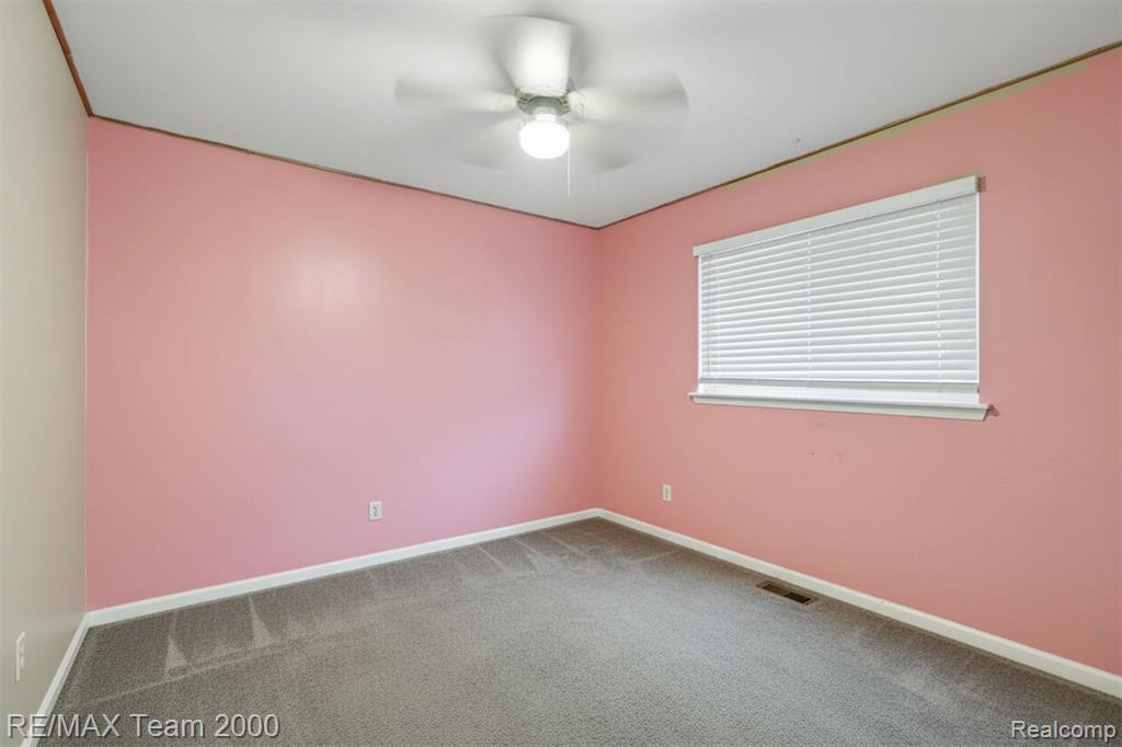 5846 Westlake Street Property Photo 22