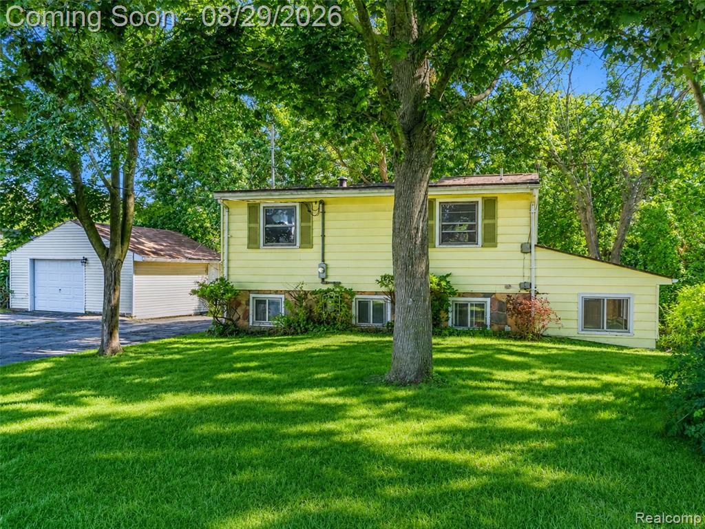 3216 Warren Drive