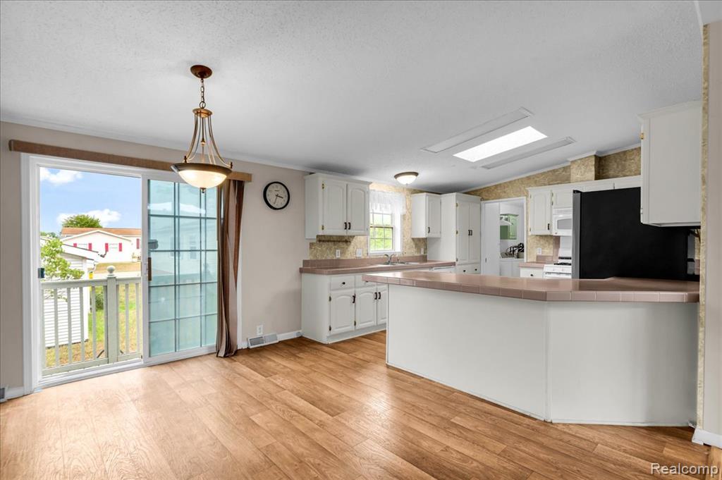 8209 Bloomsbury Circle Property Photo 8