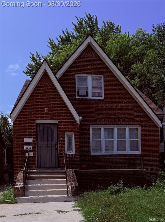9287 Boleyn Street Property Photo 1