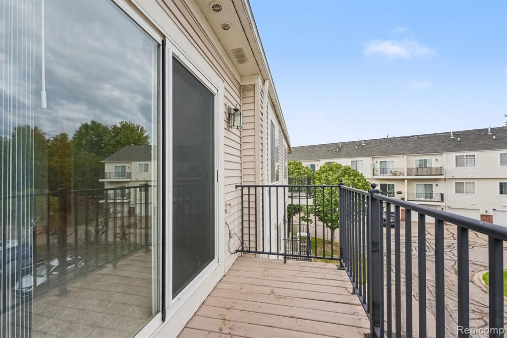 43054 Strand Drive Property Photo 20