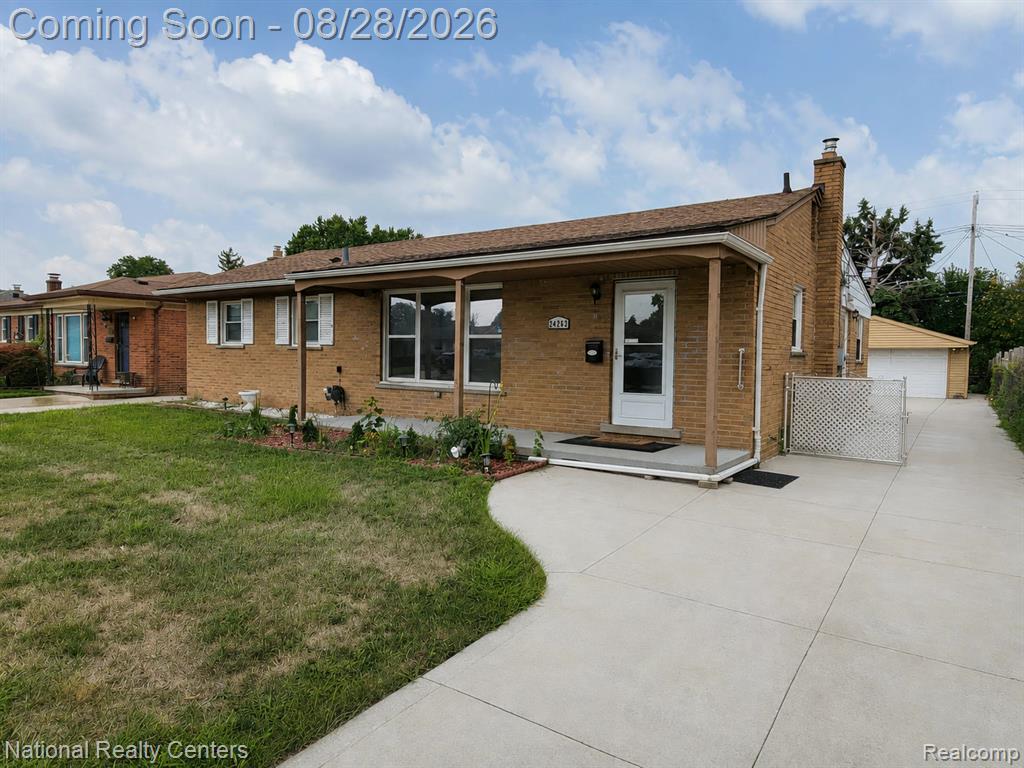 24263 Beierman Avenue Property Photo 2