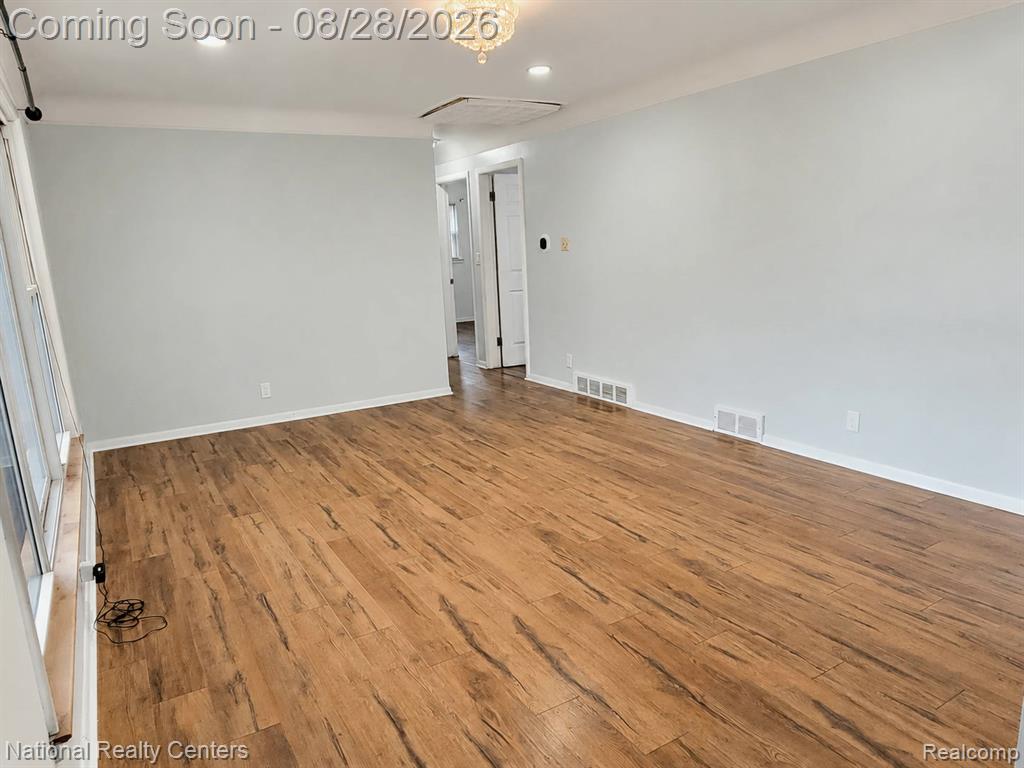 24263 Beierman Avenue Property Photo 5