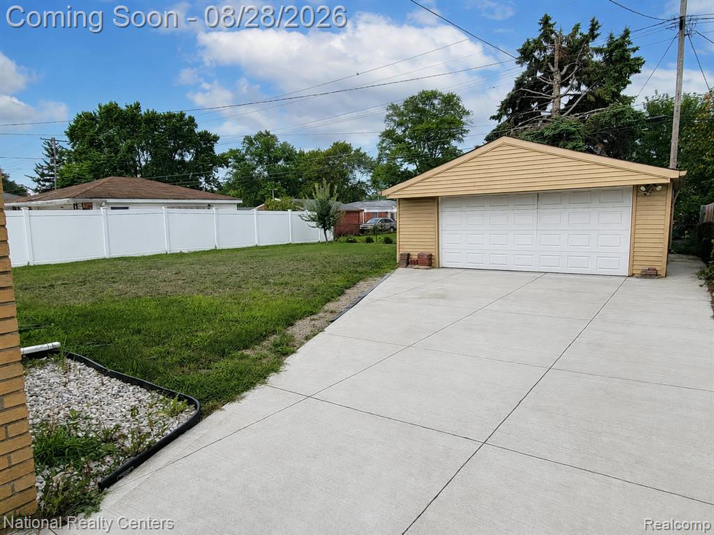 24263 Beierman Avenue Property Photo 29