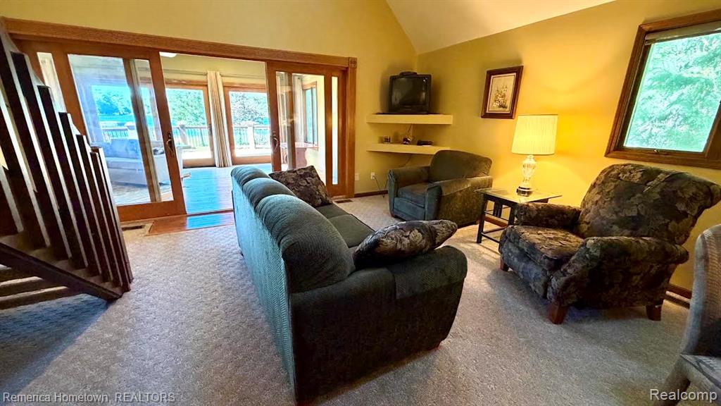 5737 Mabley Hill Road Property Photo 3