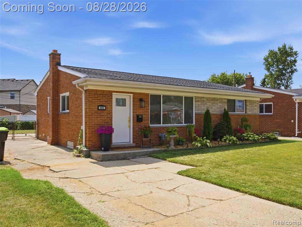 1640 Nottingham Drive Property Photo 1