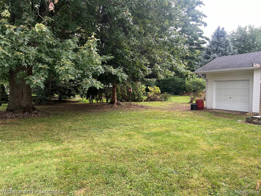 138 Truman Street Property Photo 7