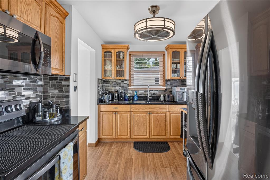 8063 Pelham Road Property Photo 12