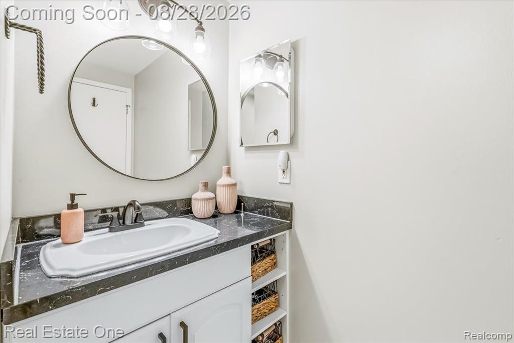 7004 Harvard Lane Property Photo 33