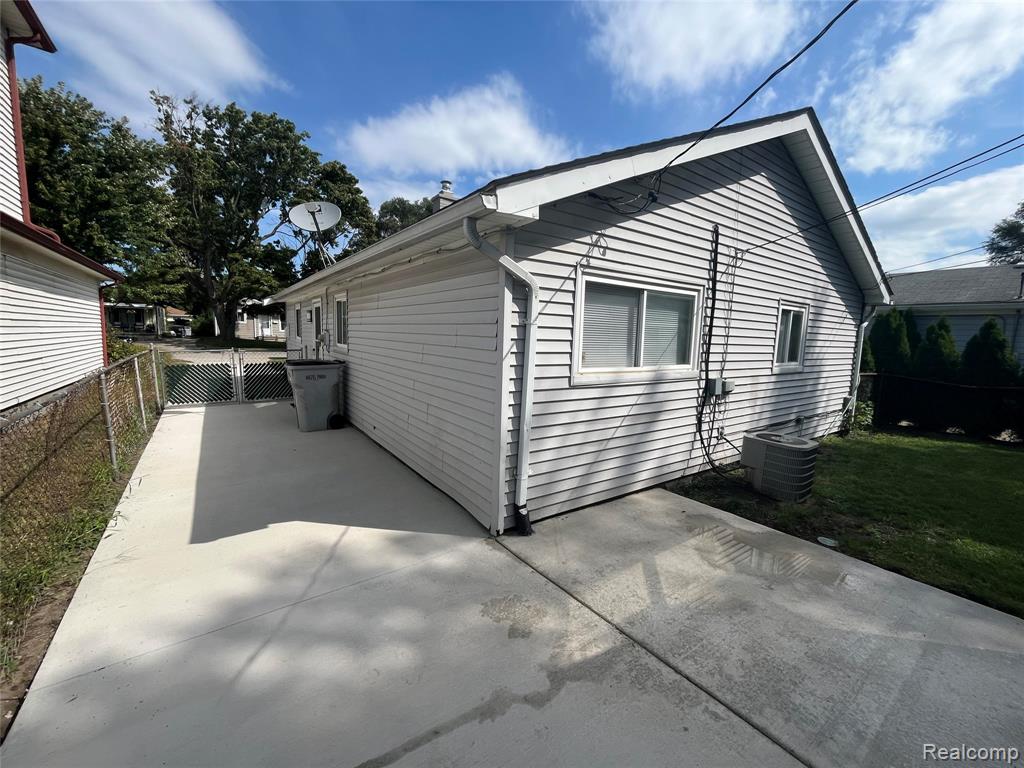 936 E Annabelle Avenue Property Photo 23