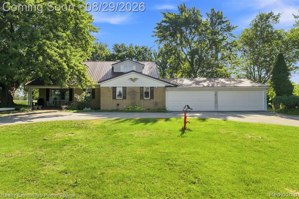 5593 Fairway Lane Property Photo 1