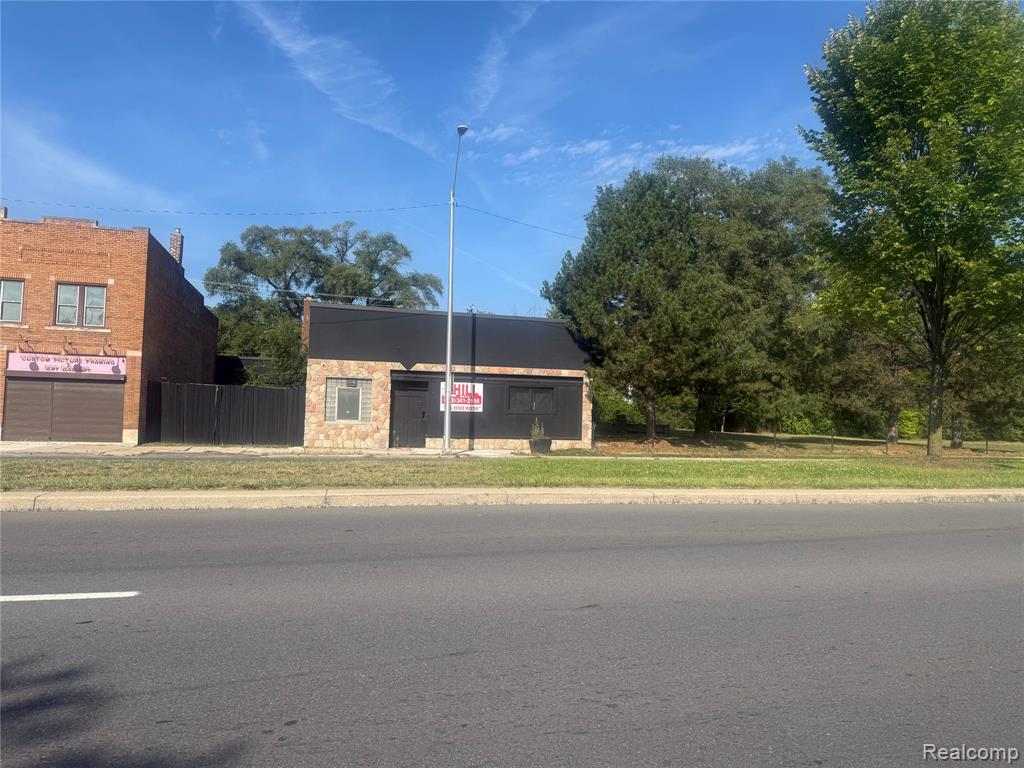 16539 Livernois Avenue Property Photo 1