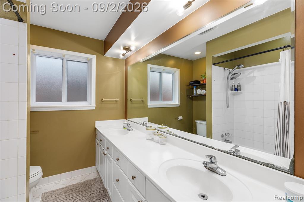 30219 Pembroke Drive Property Photo 7