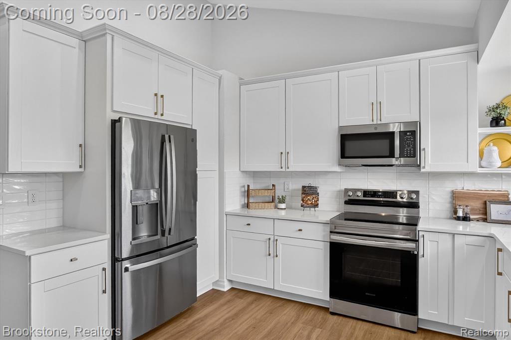 759 Paint Creek Drive Property Photo 17