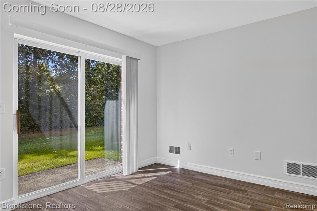 759 Paint Creek Drive Property Photo 28