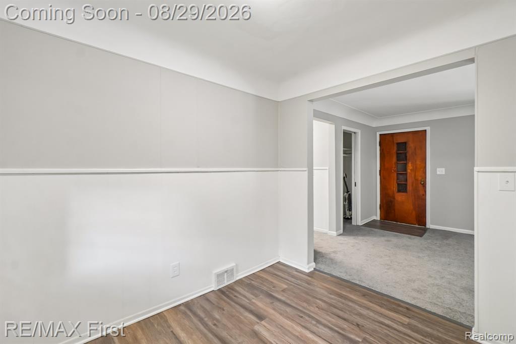 29309 Milton Avenue Property Photo 9