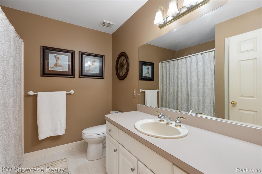 2933 Remington Oaks Lane Property Photo 25