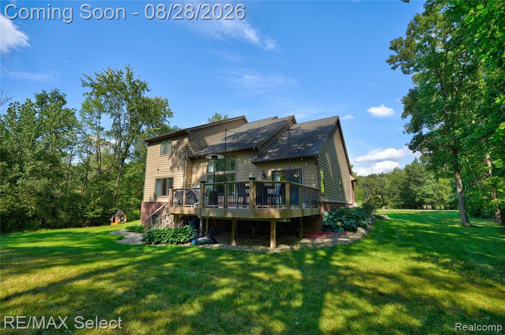 105 Lake Pines Drive Property Photo 7